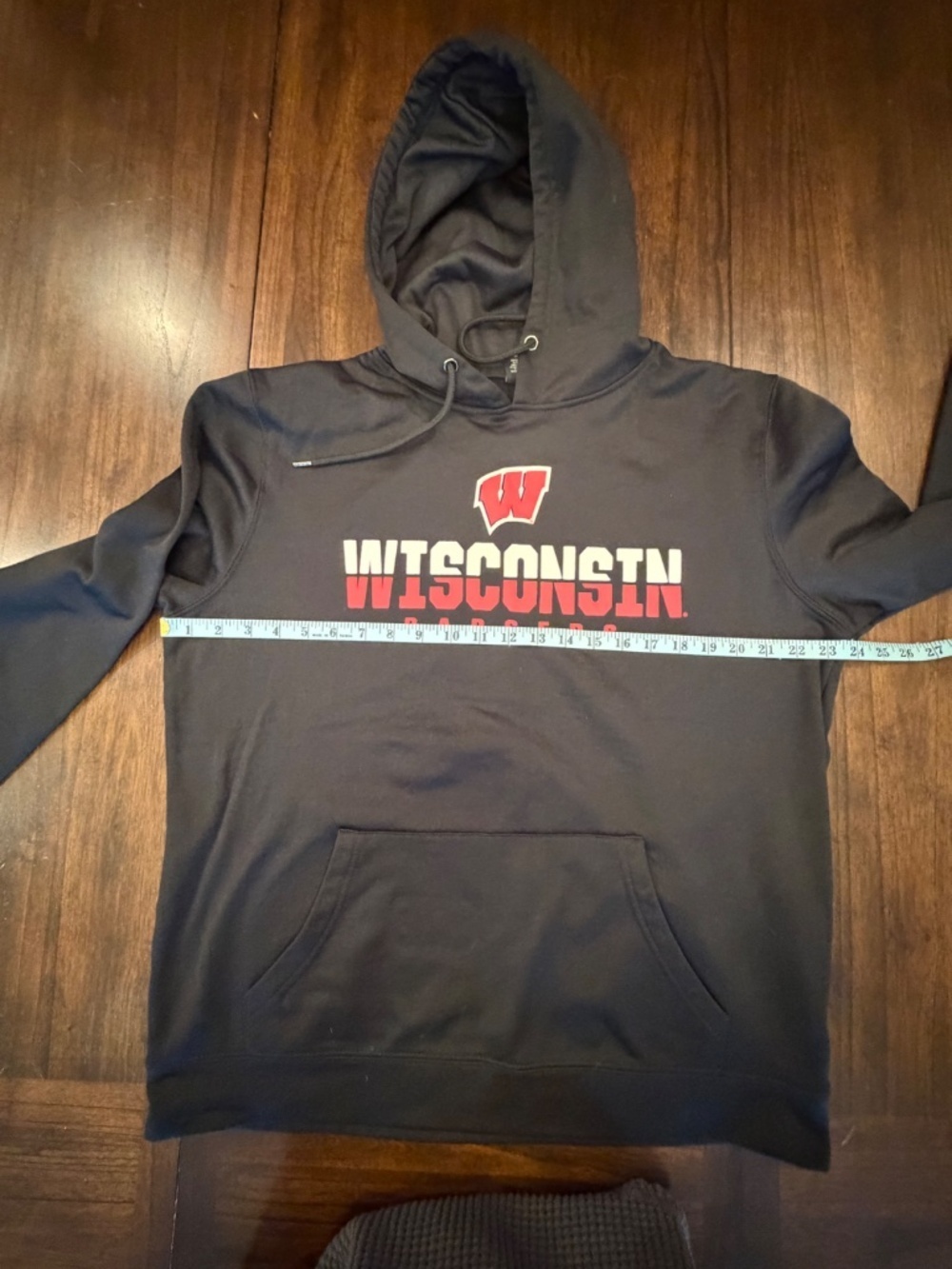 Wisconsin Badgers Red, Black & White Hoodie Pullover Sweatshirt, Size Large - Picture 9 of 11
